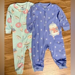 ⭐️2/$12 Girls 12-18m Carters Fleece Footless Pajamas with 2 way zipper